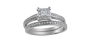 Engagement Ring 10 Karat Gold - Princess Cut