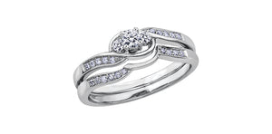 Engagement Ring Trinity 10 Karat Gold (0.20CT TDW)