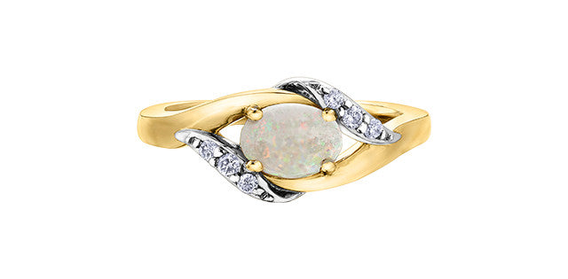 Opal & Diamond Ring 10 Karat Gold