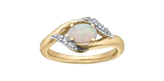 Opal & Diamond Ring 10 Karat Gold